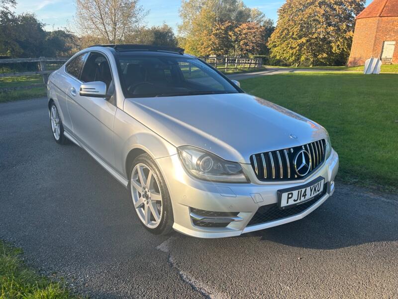 MERCEDES-BENZ C CLASS C180 1.6 AMG PREMIUM PLUS COUPE AUTO ONLY 30K FSH PAN ROOF SAT NAV GREAT SPEC BEAUT CAR