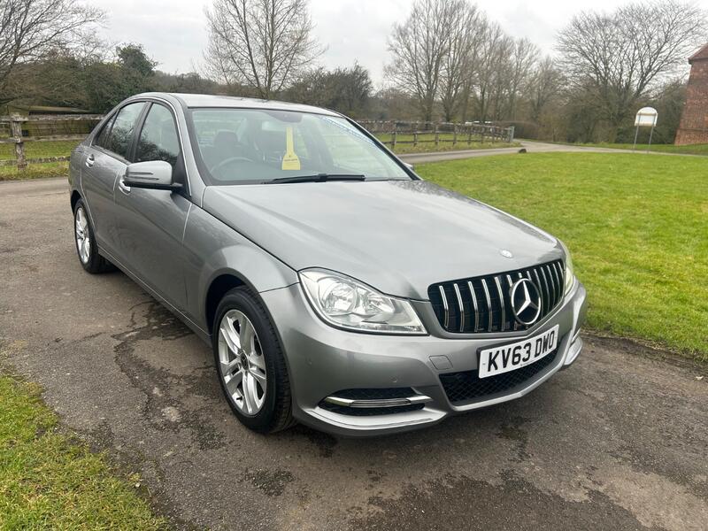 View MERCEDES-BENZ C CLASS 1.6 C180 Executive SE