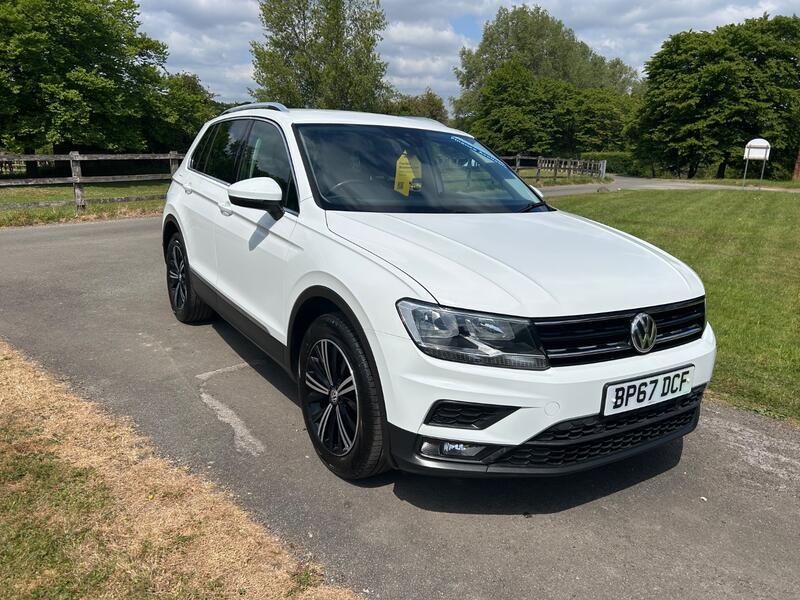 View VOLKSWAGEN TIGUAN 1.4 TSI SE Navigation