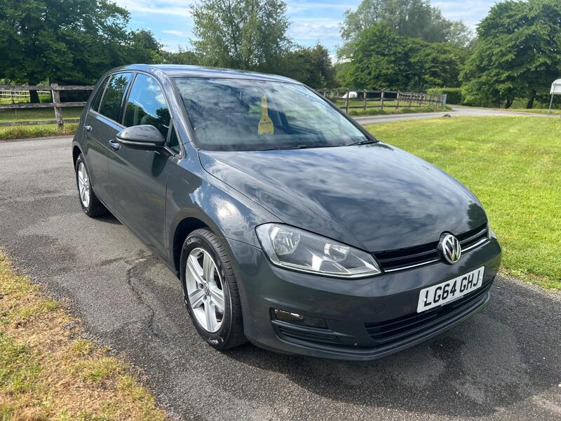 View VOLKSWAGEN GOLF 1.6 TDI BlueMotion Tech Match