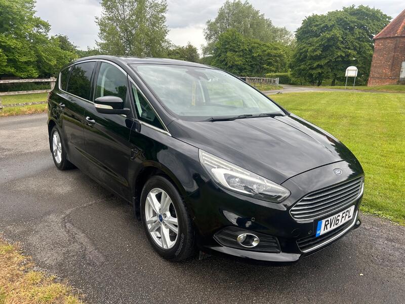 View FORD S-MAX 2.0 TDCi Titanium