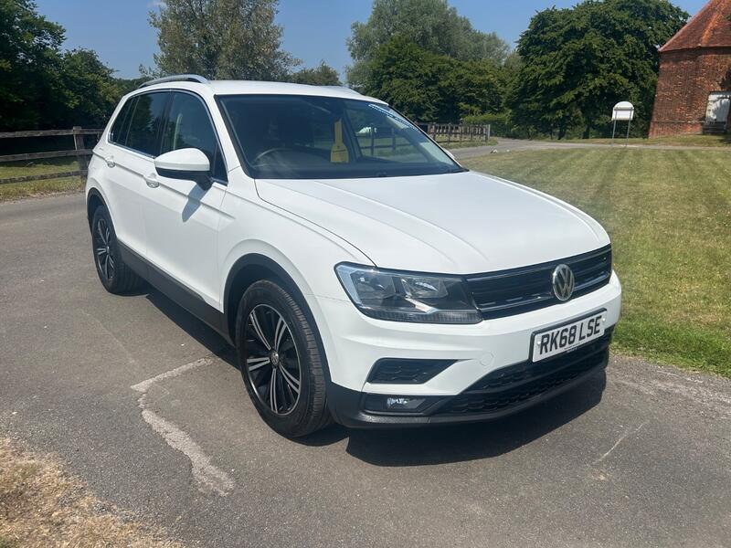 View VOLKSWAGEN TIGUAN 1.4 TSI SE Navigation