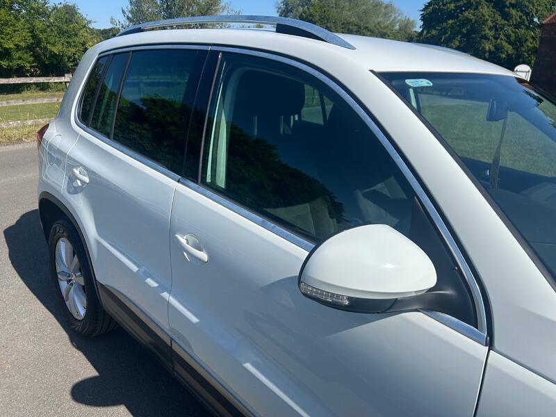 View VOLKSWAGEN TIGUAN 2.0 TDI BlueMotion Tech Match