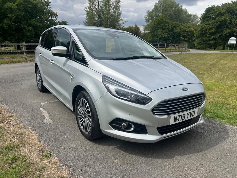 View FORD S-MAX 2.0 EcoBlue Titanium