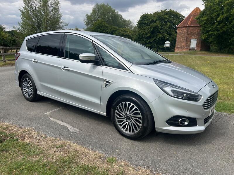 View FORD S-MAX 2.0 EcoBlue Titanium